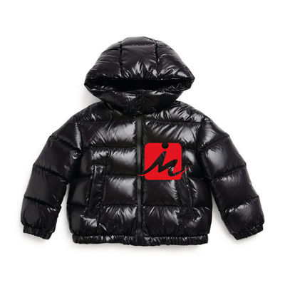 子供のためのジャケットによってパッドを入れられるParkaのパッファーのジャケットの下の通気性のライト級選手