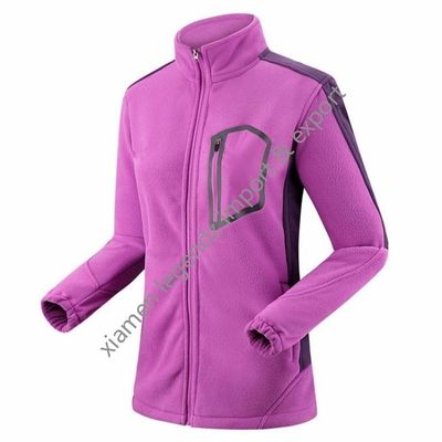 女性のための古典的なMountainneringのスポーツの冬のジャケットはポリエステル厚い羊毛のジャケットのファスナーを締める