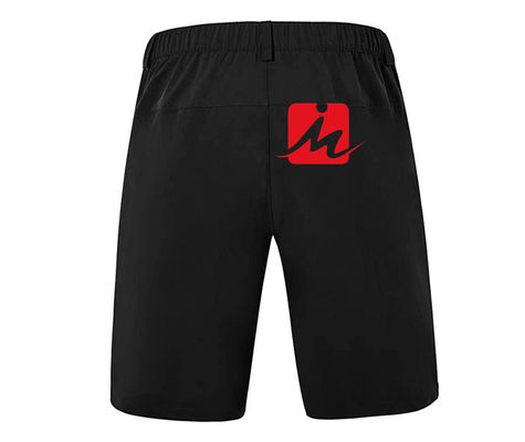 速い乾燥した伸張のゴルフは湿気のWicking固体偶然ポリエステル スパンデックスのゴルフ不足分をショートさせる